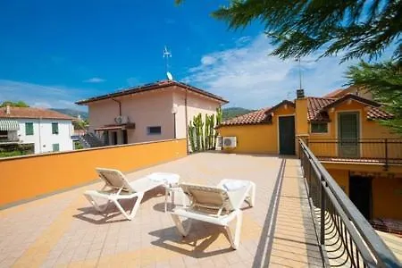 Caterina Hébergement de vacances *