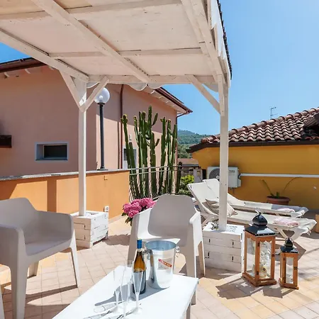 Holiday home Caterina Mare, Bbq, Pet Friendly, Terrazzo & Relax *